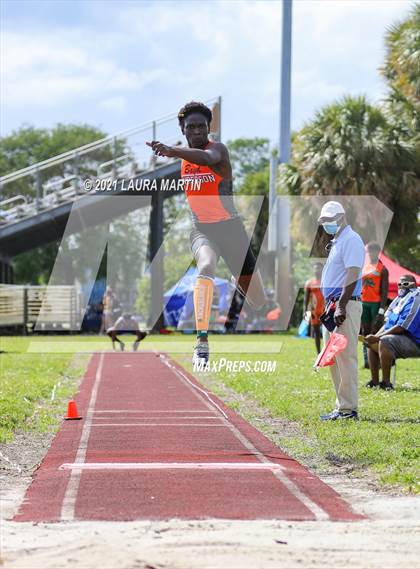 Thumbnail 1 in BCAA Track & Field Finals photogallery.