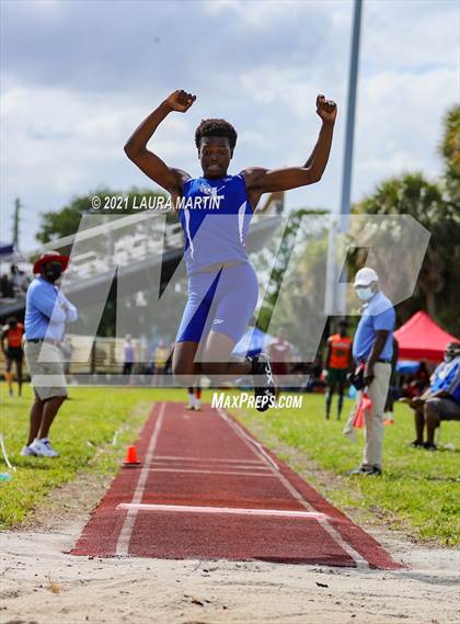 Thumbnail 2 in BCAA Track & Field Finals photogallery.
