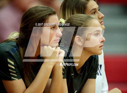 Thumbnail 2 in Keller vs Grapevine photogallery.