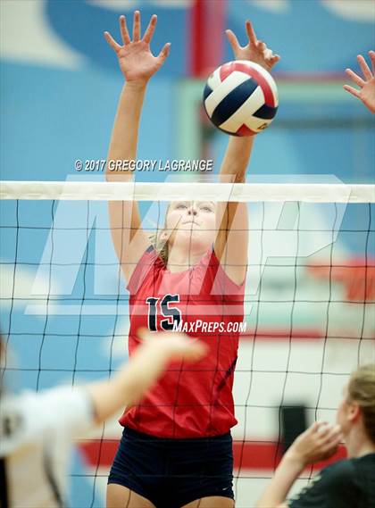Thumbnail 1 in Keller vs Grapevine photogallery.