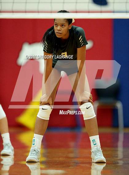 Thumbnail 3 in Keller vs Grapevine photogallery.