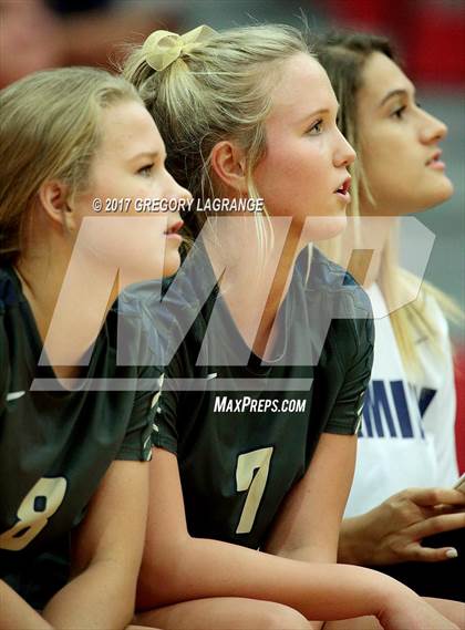 Thumbnail 3 in Keller vs Grapevine photogallery.