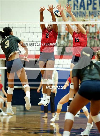 Thumbnail 1 in Keller vs Grapevine photogallery.