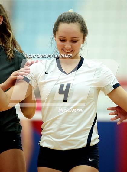 Thumbnail 3 in Keller vs Grapevine photogallery.