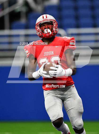 Thumbnail 3 in Judson vs United (UIL 6A D1 Region 4 Regional) photogallery.