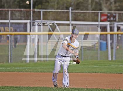 Thumbnail 2 in Montville @ Ledyard photogallery.