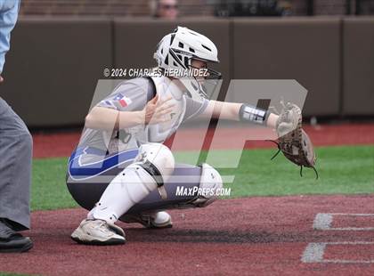 Thumbnail 2 in Lake Belton vs. Friendswood (NFCA Leadoff Classic) photogallery.
