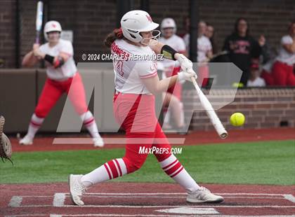 Thumbnail 3 in Lake Belton vs. Friendswood (NFCA Leadoff Classic) photogallery.