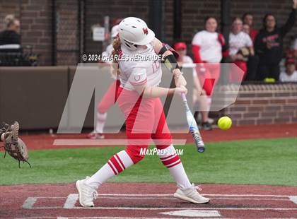 Thumbnail 3 in Lake Belton vs. Friendswood (NFCA Leadoff Classic) photogallery.