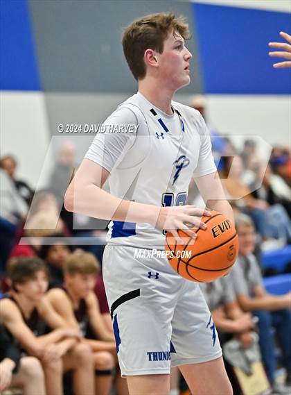 Thumbnail 3 in  Swink vs Denver Christian (CHSAA 2A Sweet 16) photogallery.