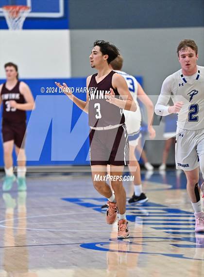 Thumbnail 2 in  Swink vs Denver Christian (CHSAA 2A Sweet 16) photogallery.