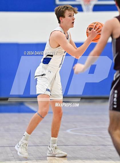 Thumbnail 2 in  Swink vs Denver Christian (CHSAA 2A Sweet 16) photogallery.