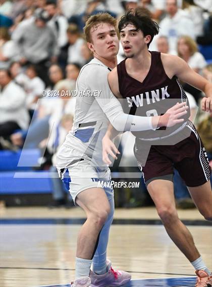 Thumbnail 3 in  Swink vs Denver Christian (CHSAA 2A Sweet 16) photogallery.