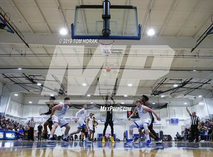 Thumbnail 2 in Roselle Catholic @ Gill St. Bernard's (Hearts 2 Hands Invitational) photogallery.
