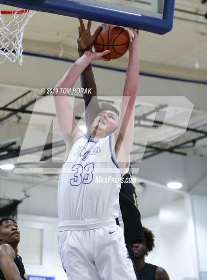 Thumbnail 1 in Roselle Catholic @ Gill St. Bernard's (Hearts 2 Hands Invitational) photogallery.