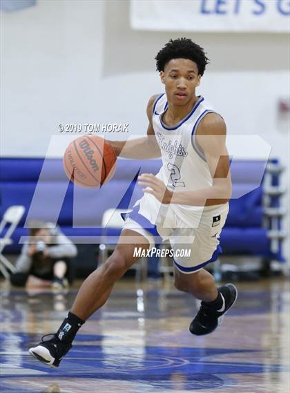 Thumbnail 1 in Roselle Catholic @ Gill St. Bernard's (Hearts 2 Hands Invitational) photogallery.