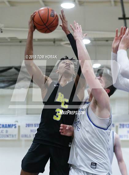Thumbnail 3 in Roselle Catholic @ Gill St. Bernard's (Hearts 2 Hands Invitational) photogallery.