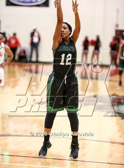 Thumbnail 2 in DeSoto @ Cedar Hill photogallery.