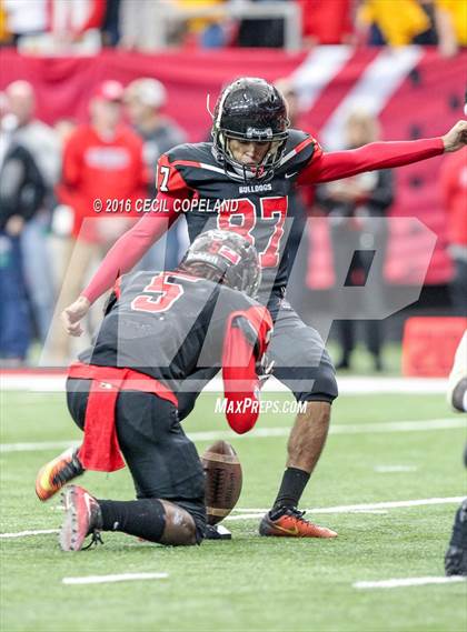 Thumbnail 3 in McIntosh County Academy vs. Macon County (GHSA 1A Public Final) photogallery.