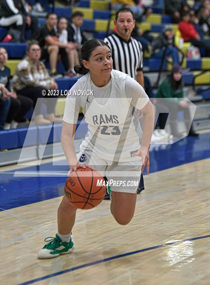 Thumbnail 3 in Los Alamos vs. Rio Rancho (Bobby Rodriguez Capital City Tournament) photogallery.
