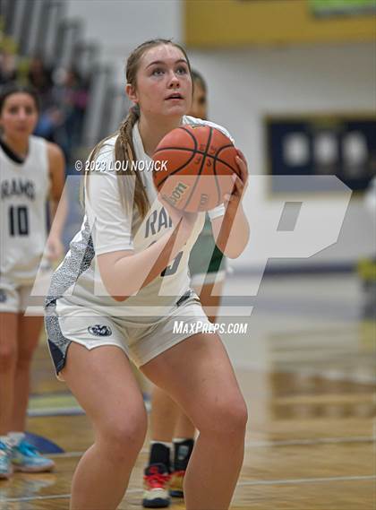 Thumbnail 3 in Los Alamos vs. Rio Rancho (Bobby Rodriguez Capital City Tournament) photogallery.