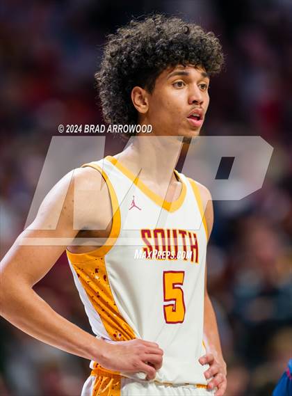 Thumbnail 2 in Corvian Community vs South Stokes (NCHSAA 1A Regional Final) photogallery.