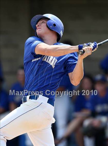 Thumbnail 2 in Lindenhurst vs. Valley Central (NYSPHSAA Class AA Semifinal) photogallery.