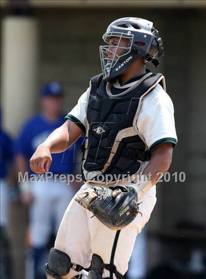 Thumbnail 1 in Lindenhurst vs. Valley Central (NYSPHSAA Class AA Semifinal) photogallery.