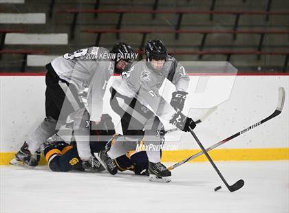 Thumbnail 2 in Simsbury @ Xavier photogallery.
