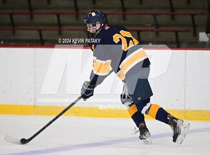 Thumbnail 2 in Simsbury @ Xavier photogallery.