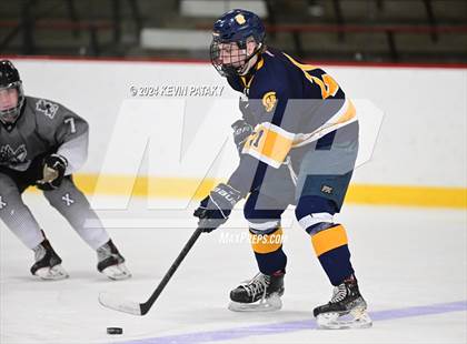 Thumbnail 2 in Simsbury @ Xavier photogallery.