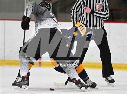 Thumbnail 2 in Simsbury @ Xavier photogallery.