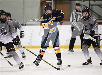 Thumbnail 2 in Simsbury @ Xavier photogallery.