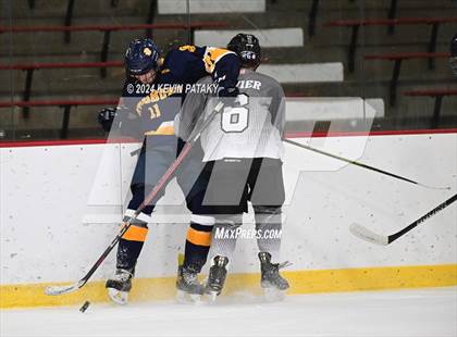 Thumbnail 2 in Simsbury @ Xavier photogallery.