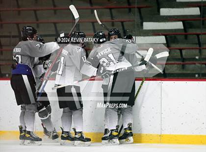 Thumbnail 1 in Simsbury @ Xavier photogallery.