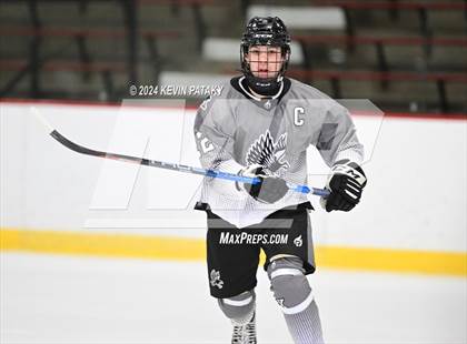 Thumbnail 1 in Simsbury @ Xavier photogallery.
