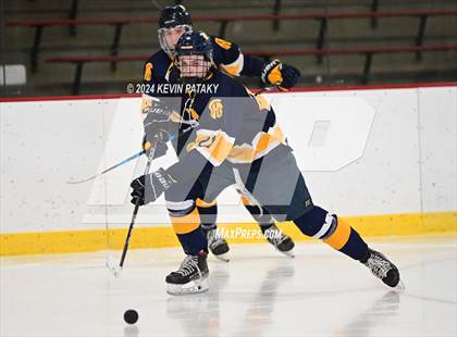 Thumbnail 2 in Simsbury @ Xavier photogallery.