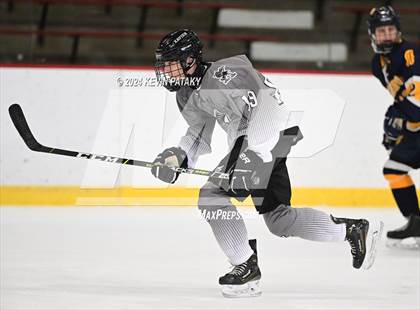 Thumbnail 1 in Simsbury @ Xavier photogallery.