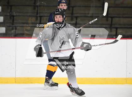 Thumbnail 2 in Simsbury @ Xavier photogallery.