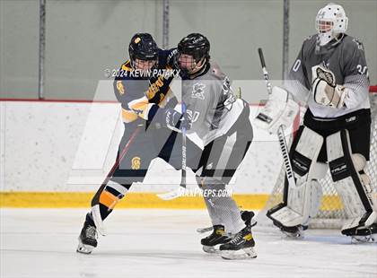 Thumbnail 1 in Simsbury @ Xavier photogallery.