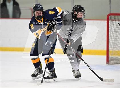 Thumbnail 2 in Simsbury @ Xavier photogallery.