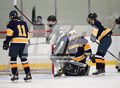 Thumbnail 2 in Simsbury @ Xavier photogallery.