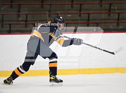 Thumbnail 2 in Simsbury @ Xavier photogallery.