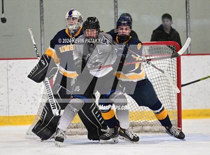 Thumbnail 1 in Simsbury @ Xavier photogallery.