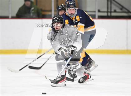 Thumbnail 3 in Simsbury @ Xavier photogallery.