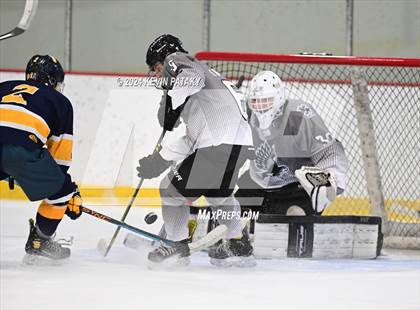 Thumbnail 1 in Simsbury @ Xavier photogallery.