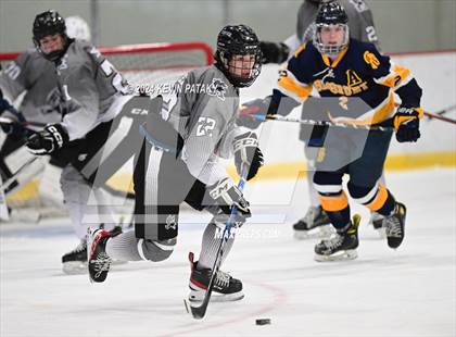 Thumbnail 2 in Simsbury @ Xavier photogallery.