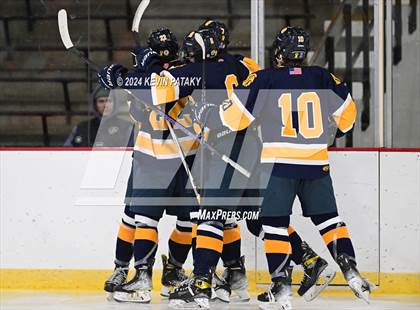 Thumbnail 2 in Simsbury @ Xavier photogallery.