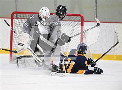 Thumbnail 1 in Simsbury @ Xavier photogallery.