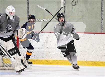 Thumbnail 2 in Simsbury @ Xavier photogallery.